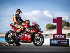 Ducati, junto a Nicolò Bulega y el equipo Aruba, cierra una temporada perfecta en WorldSBK