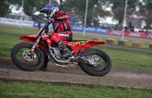Ducati hace historia en Argentina, primer título mundial en off-road